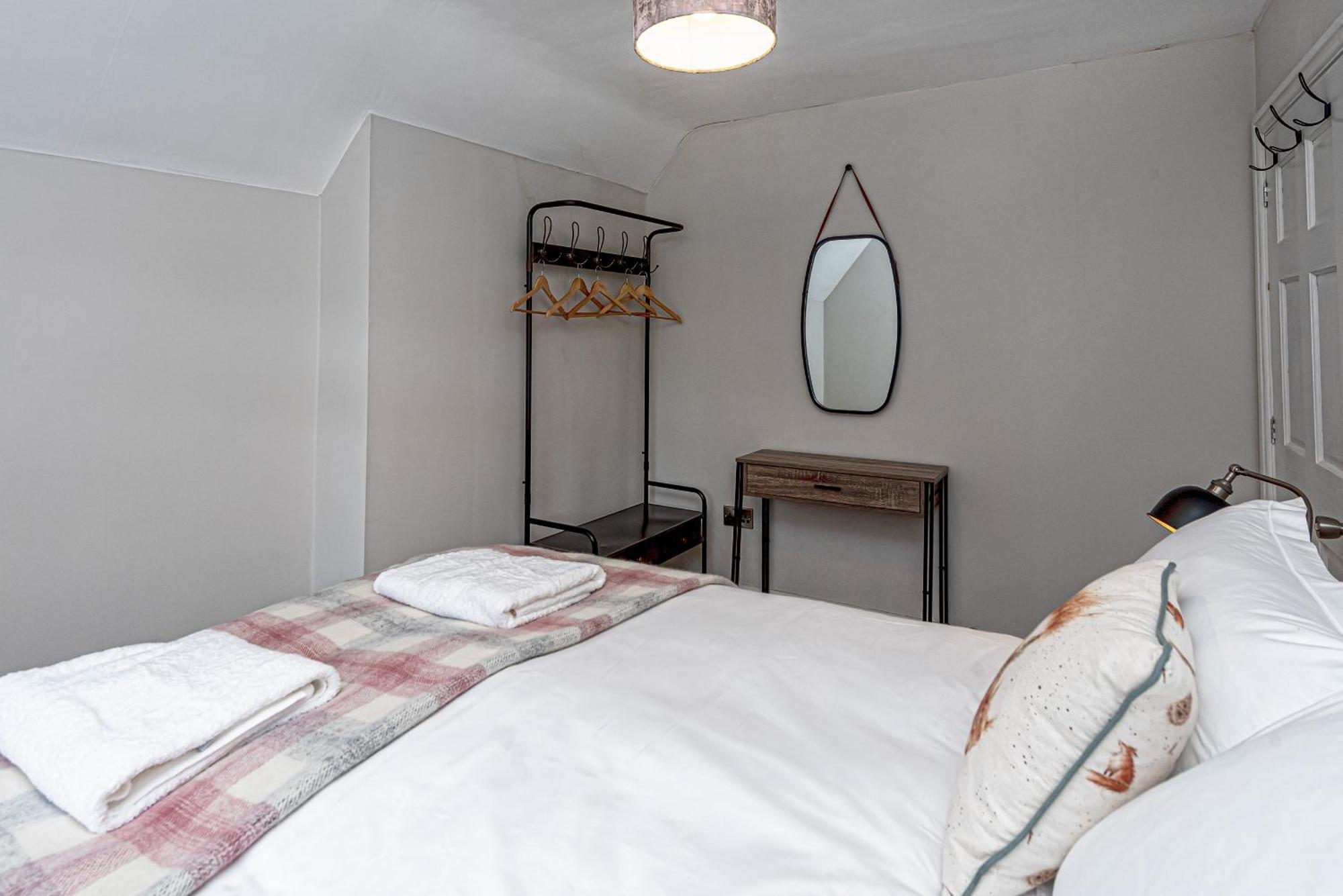 Character Townhouse In Town Centre & Superb Views Villa Dolgellau Bagian luar foto