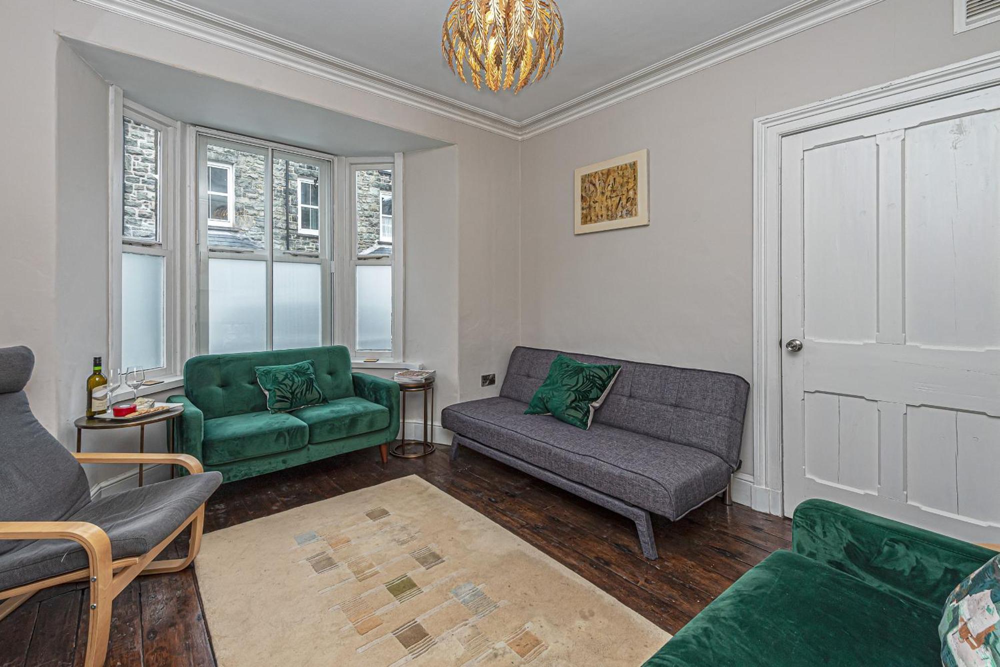 Character Townhouse In Town Centre & Superb Views Villa Dolgellau Bagian luar foto