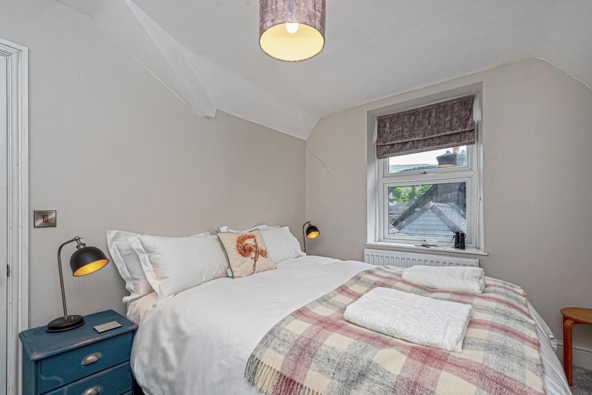 Character Townhouse In Town Centre & Superb Views Villa Dolgellau Bagian luar foto