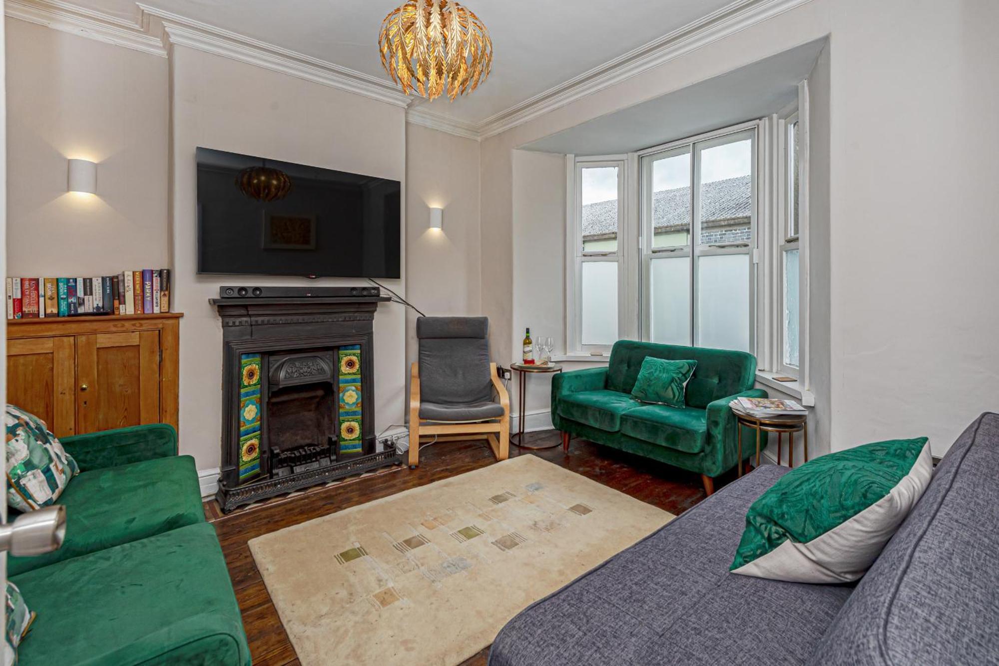 Character Townhouse In Town Centre & Superb Views Villa Dolgellau Bagian luar foto
