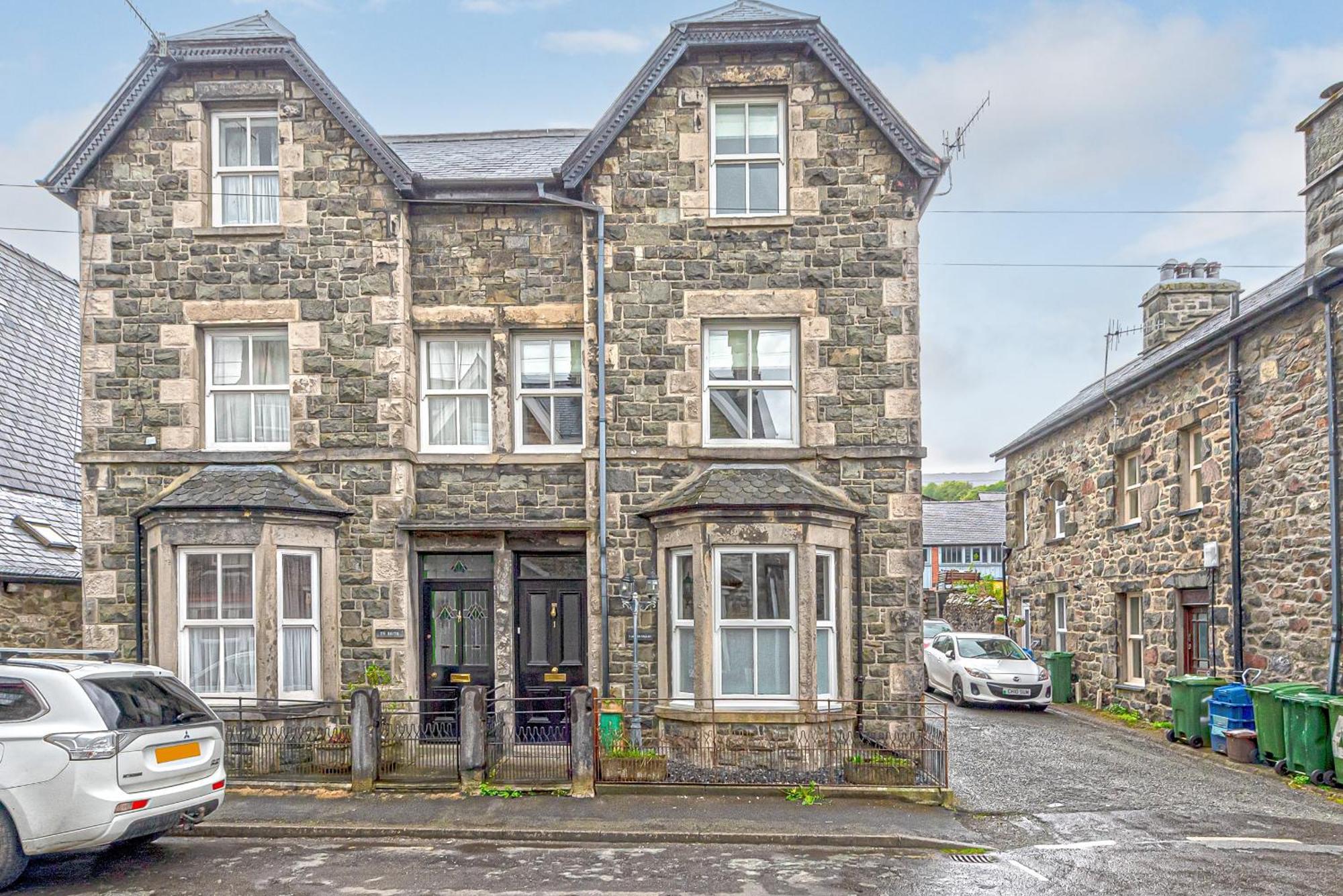 Character Townhouse In Town Centre & Superb Views Villa Dolgellau Bagian luar foto